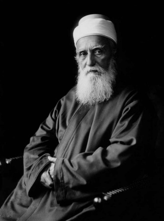 Abdu'l-Bahá fue el hijo mayor de Bahá'u'lláh, el profeta fundador de la Fe bahá´i